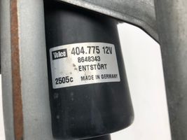 Volvo V70 Etupyyhkimen vivusto ja moottori 8648343