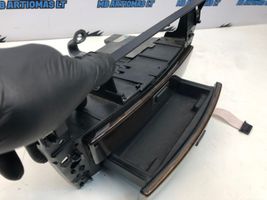 BMW 7 E65 E66 Boîte / compartiment de rangement pour tableau de bord 8261060