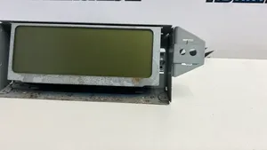 Toyota Avensis T250 Monitor / wyświetlacz / ekran 8611005020