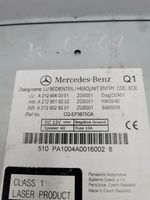 Mercedes-Benz E W212 Unité principale radio / CD / DVD / GPS A2129060301