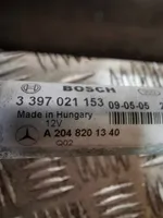 Mercedes-Benz GLK (X204) Mechanizm i silniczek wycieraczek szyby przedniej / czołowej A2048201340