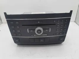 Mercedes-Benz GLK (X204) Unità principale autoradio/CD/DVD/GPS A2049062800