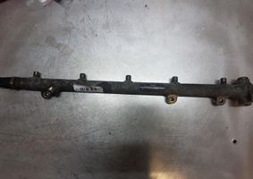 Mercedes-Benz ML W163 Kraftstoffverteiler Einspritzleiste Verteilerrohr A6120700095