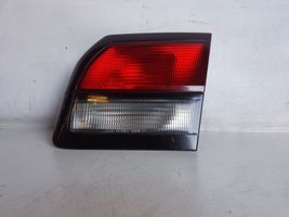 Mazda 626 Luci posteriori del portellone del bagagliaio 13261825