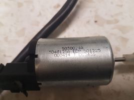 Nissan Qashqai Moteur de réglage de siège 5040121A