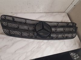 Mercedes-Benz ML W163 Grotelės priekinės 1638800185