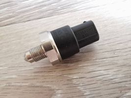 Mercedes-Benz ML W164 Sonde de température de liquide de refroidissement 74803