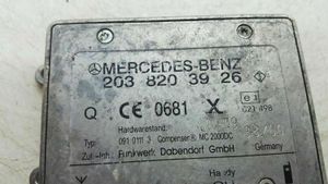 Mercedes-Benz S W220 Bluetoothin ohjainlaite/moduuli A2038203926