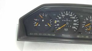 Mercedes-Benz E W124 Nopeusmittari (mittaristo) 110902150020