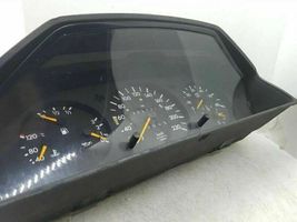 Mercedes-Benz E W124 Compteur de vitesse tableau de bord 1245437321