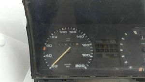 Volkswagen Jetta II Speedometer (instrument cluster) 