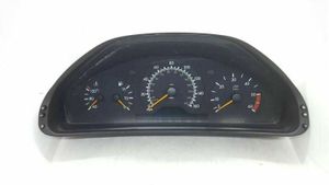 Mercedes-Benz E W210 Compteur de vitesse tableau de bord 2105409747