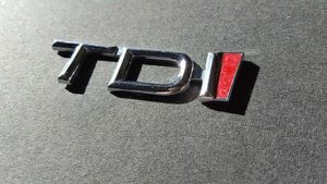 Audi A4 S4 B5 8D Logo/stemma case automobilistiche 8D5853737C2ZZ