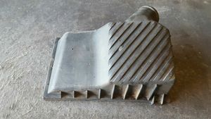 Volkswagen Golf III Coperchio scatola del filtro dell’aria 357129607A