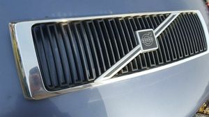 Volvo 440 Grille calandre supérieure de pare-chocs avant 906903