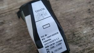 Toyota Corolla E120 E130 Käynnistyksenestolaitteen lukulaite (pysty) 8978302020