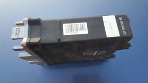 Audi 80 90 B2 Calculateur moteur ECU 037906022EE