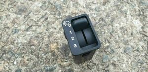 Rover 45 Przycisk / Pokrętło regulacji świateł st3a