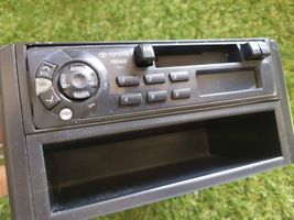 Toyota Avensis Verso Panel / Radioodtwarzacz CD/DVD/GPS TM2003