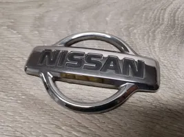 Nissan Almera N16 Gamintojo ženkliukas 90890BM400