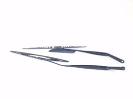 Hyundai Santa Fe Windshield/front glass wiper blade 