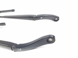 Ford Grand C-MAX Front wiper blade arm AM5117526CC