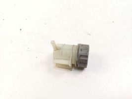 Honda FR-V Brake fluid reservoir 