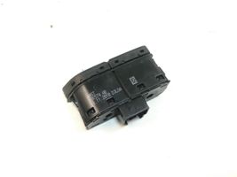 Ford Grand C-MAX Windscreen/window heater switch AM5T18K574AB