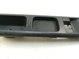 Peugeot 5008 Support bouton lève vitre porte avant 96650618ZD