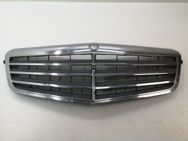 Mercedes-Benz E W212 Atrapa chłodnicy / Grill A2128800183