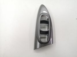 Nissan Juke I F15 Rivestimento pulsantiera finestrino della portiera anteriore 809601KA2A