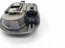 KIA Sorento Wewnętrzna lampka bagażnika 9262029610