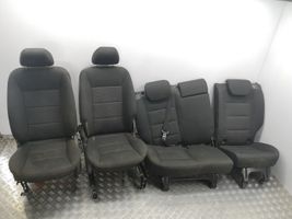 Mercedes-Benz B W245 Set interni 