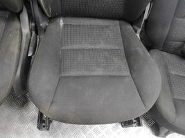 Mercedes-Benz B W245 Set interni 