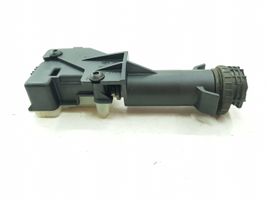 Mercedes-Benz B W245 Stellmotor Tankdeckel Tankklappe A2038201997