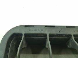 Mercedes-Benz CLC CL203 Quarter panel pressure vent 2038300142