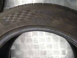 Volvo V70 R17 summer tire 