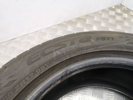 Volvo V70 R17 summer tire 