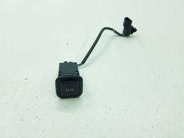 Audi A6 C7 Câble adaptateur AUX 4G0035474A