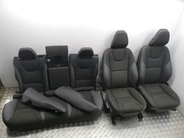 Volvo V60 Set interni 