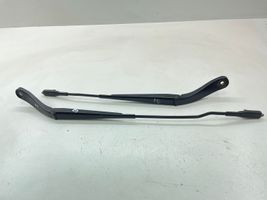 Ford Grand C-MAX Windshield/front glass wiper blade AM5117526DB