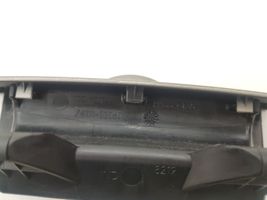 Toyota Corolla E120 E130 Boîte à gants de rangement pour console centrale 7411102060