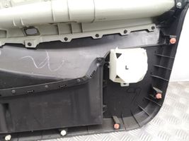 Nissan Qashqai Etuoven verhoilu 80911JD100