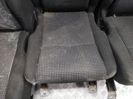 Toyota Corolla Verso AR10 Kit intérieur 