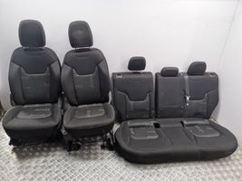 Jeep Renegade Kit intérieur 