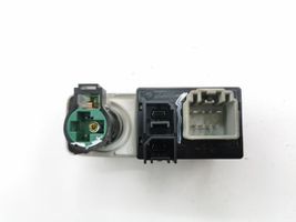 Jeep Renegade Câble adaptateur AUX 735604055