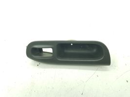 Renault Scenic I Front door interior handle trim 7700431172