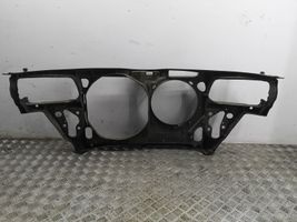 Volkswagen PASSAT B5 Support de radiateur sur cadre face avant 