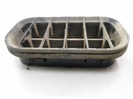 Volkswagen PASSAT B5 Quarter panel pressure vent 4A0819181