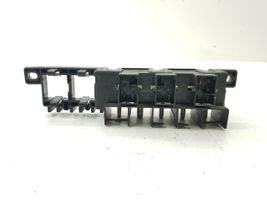 Seat Toledo II (1M) Module de fusibles 8L0941822